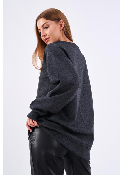 Antrasit Kadın Pamuklu Oversize Basic Bisiklet Yaka Sweatshirt