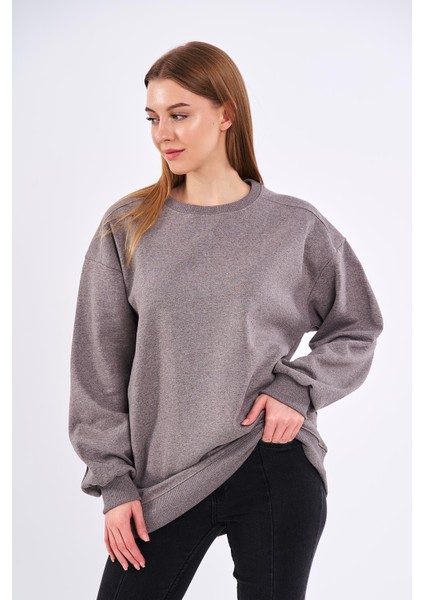 Kahve Kadın Pamuklu Oversize Basic Bisiklet Yaka Sweatshirt