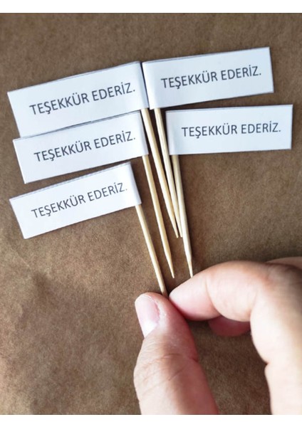 25 Adet Teşekkür Ederiz Yazılı Bayraklı Kürdan 6 cm