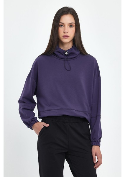 Kadın Norah Mor Yakası Detaylı Regular Fit Sweatshirt