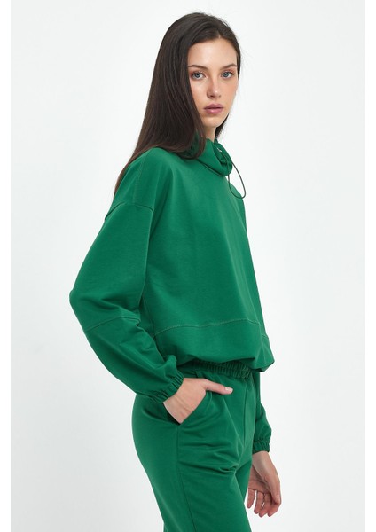 Kadın Norah Orman Yakası Detaylı Regular Fit Sweatshirt indirimleri