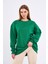 Metalic Yeşil Kadın Pamuklu Oversize Basic Bisiklet Yaka Sweatshirt 1