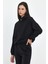 Kadın Norah Siyah Yakası Detaylı Regular Fit Sweatshirt 5