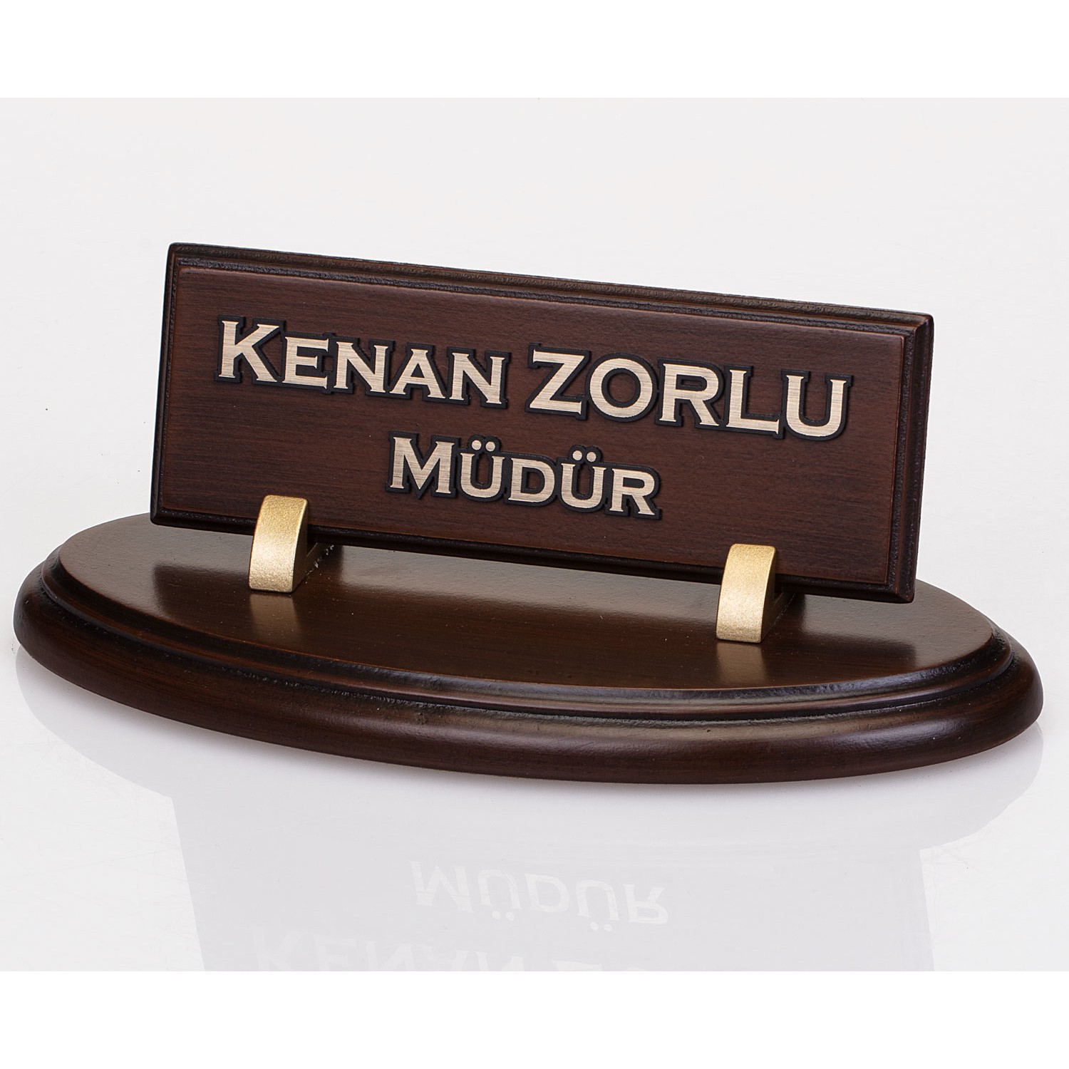 Isimlik Sepeti Kisiye Ozel Oval Ahsap Masa Isimligi Kabartma Fiyati