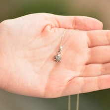 Taş Sandığı Işlenmemiş Ham Elmas Taşı Gümüş Kolye