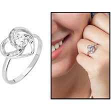 Gül Endam Zirkon Tektaşlı Kalp Tasarım 925 Ayar Gümüş Bayan Yüzük