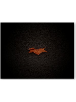 Caka Tablo Ahşap Tablo Karanlık Zeminde Kurumuş Çınar Yaprağı