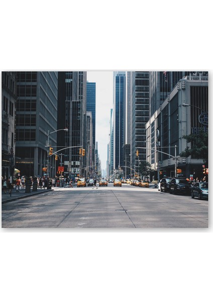 Ahşap Tablo New York Gökdelenler Cadde Araçlar ve İnsanlar