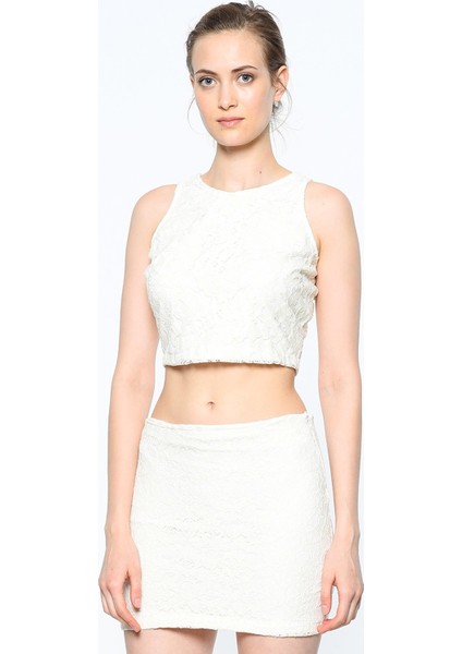 Havuz Yaka Kolsuz Sırtı Fermuarlı Dantel Bluz | BLZ14641 Ekru