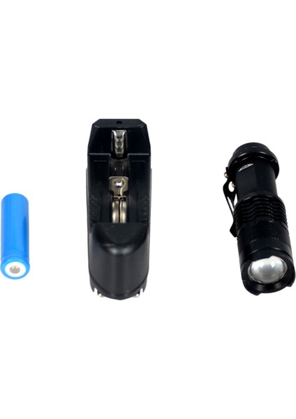 Km-82 Zoomlu Mini Cep Feneri Şarjlı