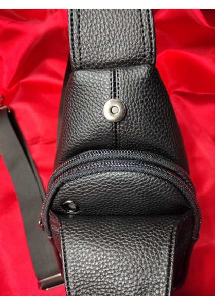Siyah Çift Taraflı Suni Deri Omuz ve Göğüs Çantası Bodybag fırsatları