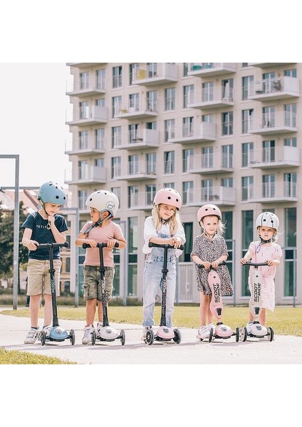 Highwaykick 3 LED Tekerlekli Çocuk Scooter Açık Gri 170301-96344 fırsatları