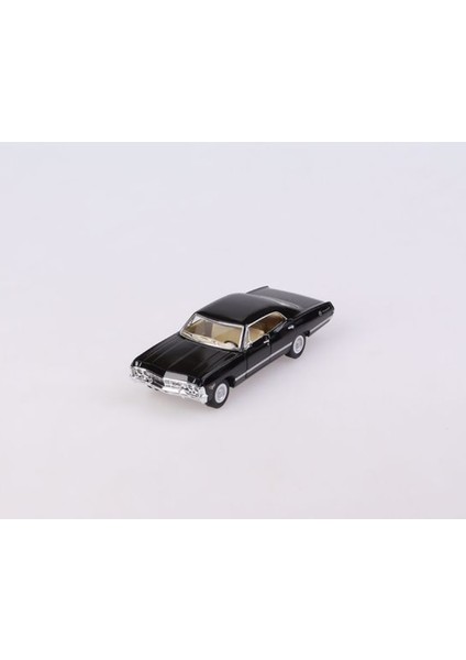 1967 Chevrolet Impala Diecast Model Araba
