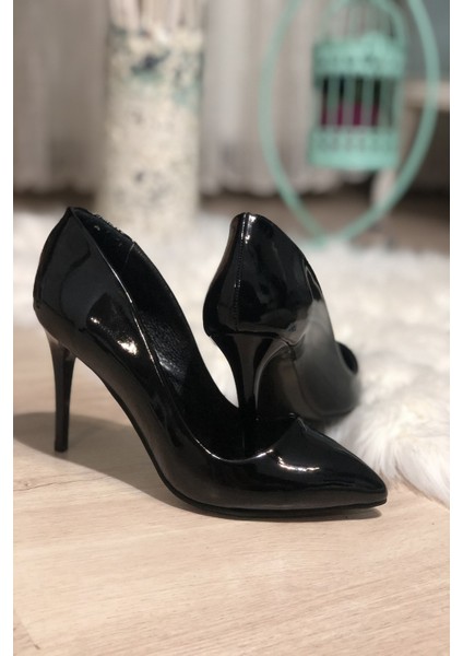 Stiletto Topuklu Ayakkabı