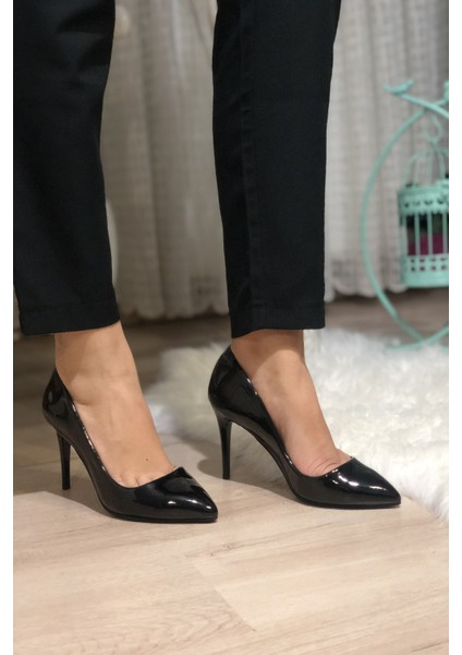 Stiletto Topuklu Ayakkabı