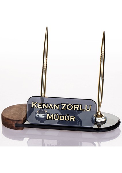 Kişiye Özel Mila Kristal Masa İsimliği Ahşap Ofis Masaüstü İsimlik