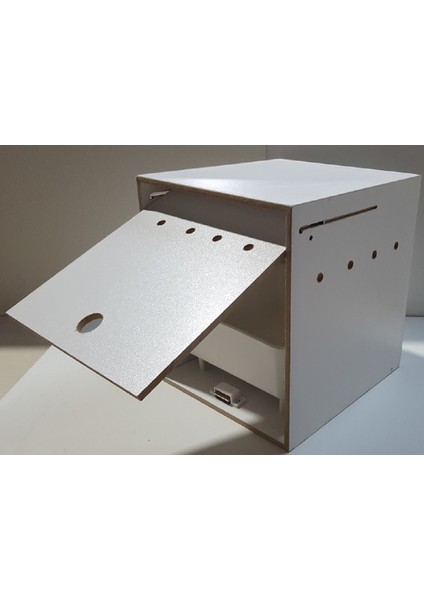 Uzun Sultan Yuvalık - Kızaklı - Plastik Folluk - Ahşap Mdf Yuva 20 cm x 29 cm + 23 cm