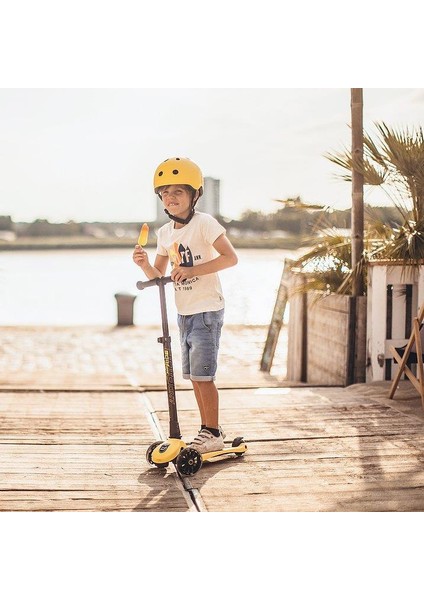 Highwaykick 3 Led Tekerlekli Çocuk Scooter - Sarı