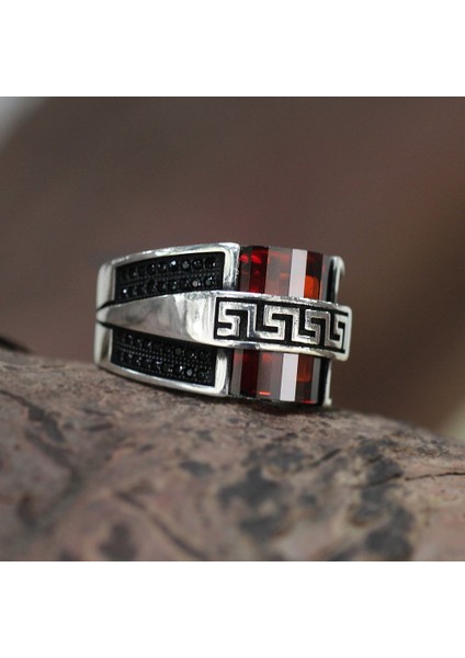 Kırmızı Zirkon Taşlı 925 Ayar Gümüş Menderes Yüzüğü fırsatları