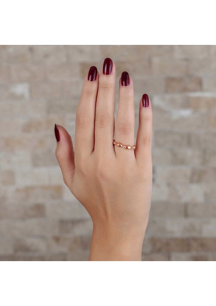 Zirkon Taşlı Sıralı Arpa Tasarım Rose Renk 925 Ayar Gümüş Bayan Yüzük modelleri