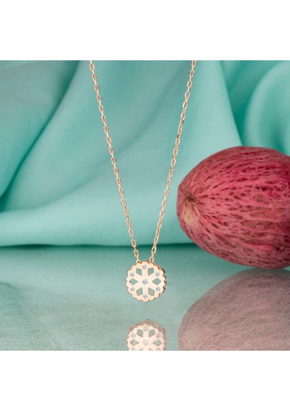 Gümüş Swarovski Taşlı Kar Tanesi Temalı Rose Kaplama Kadın Kolye
