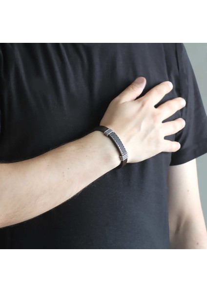 Nokta Işlemeli Kahverengi Kararmaz Metal-Deri Kombinli Erkek Bileklik fiyatları