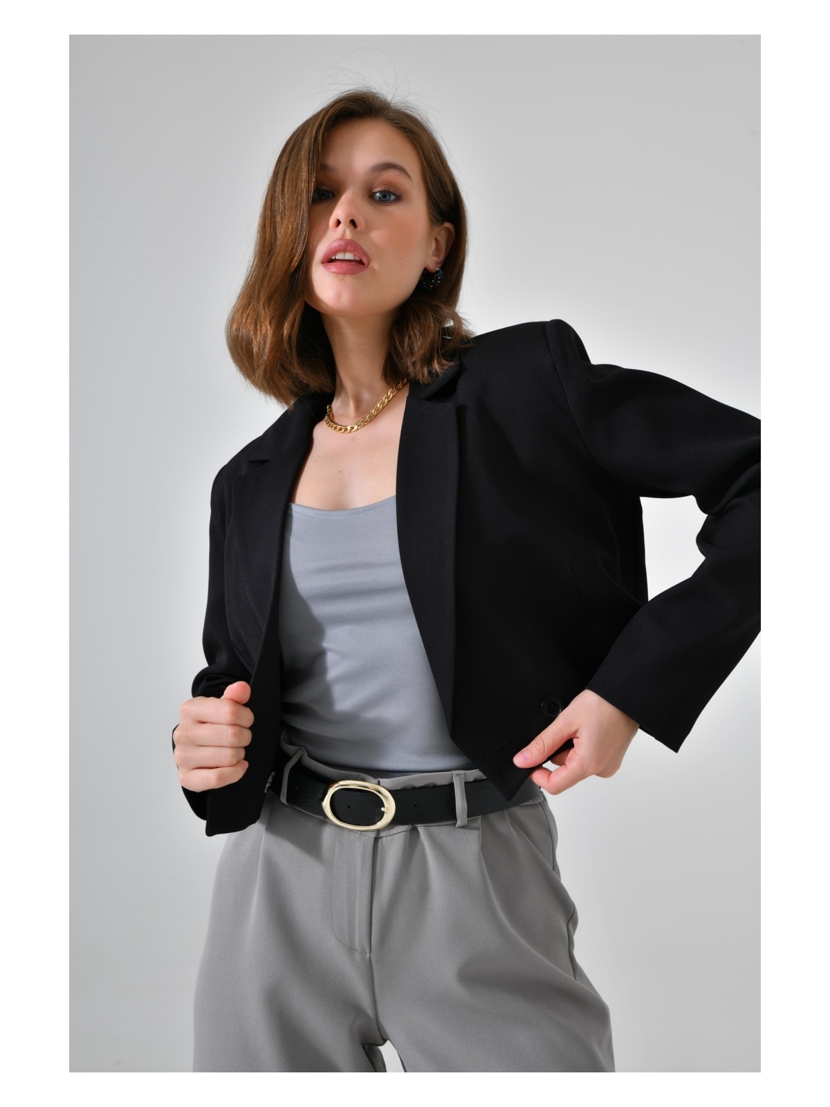 Saade Siyah Kruvaze Crop Blazer Ceket Kadın Rahat Yumuşak %86 Polyester %14 Elastan