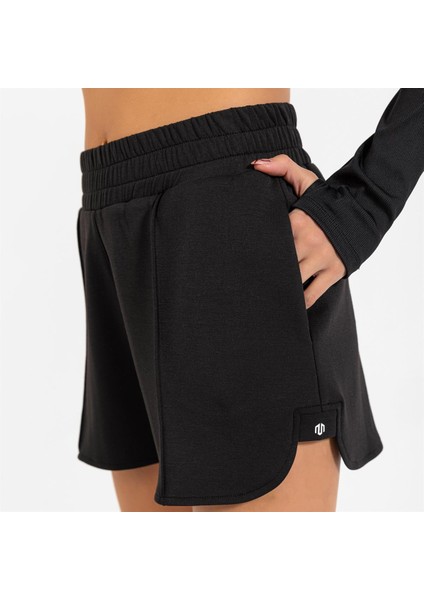 Interlock Relaxed Short