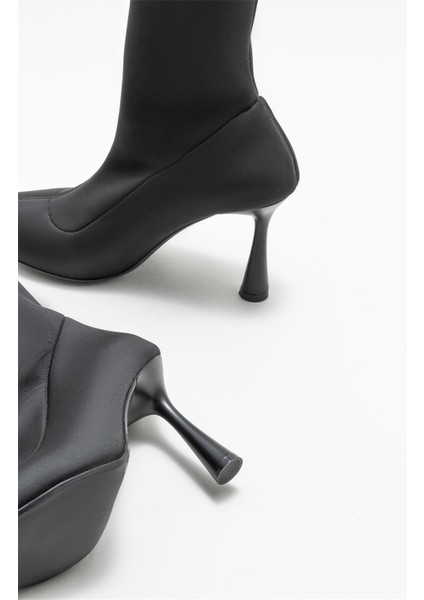 Siyah Kadın Yüksek Topuk Bot fırsatları