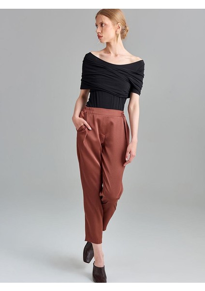 Önü Korsajlı Arkası Lastikli Saten Pantolon - Bakır fiyatları