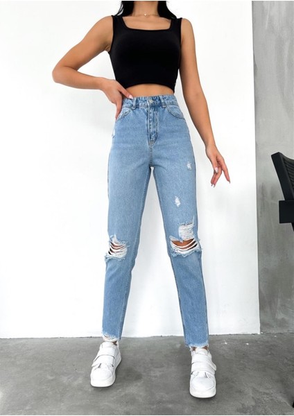 Kadın Paça Püsküllü Dizi Yırtık Mom Kot Pantolon Açık Mavi modelleri