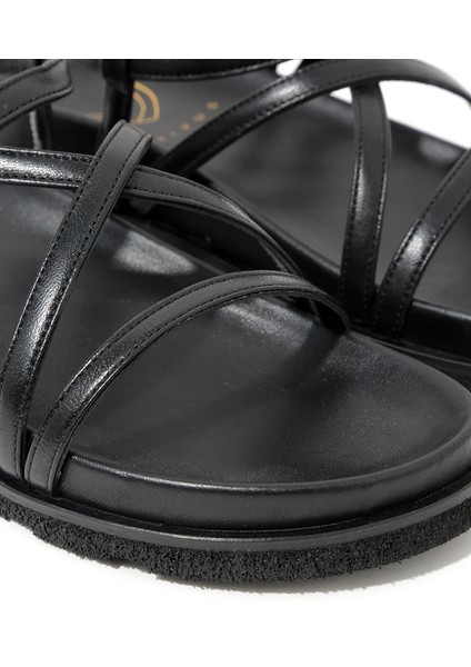 Deri Bant Detaylı Düz Sandalet - Siyah indirimleri