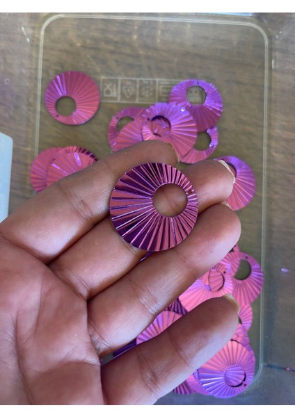 3 cm 50 Adet Deniz Kabuğu Şekilli Parlak Çanta Pulu Giyim Pulu Dikiş Pulu Oya Pulu