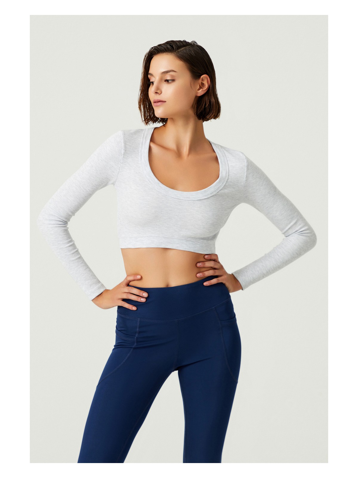 Los Ojos x Melodi Siyah Pamuklu Fitilli Crop Spor Bluz Long Sleeve - Görsel 3