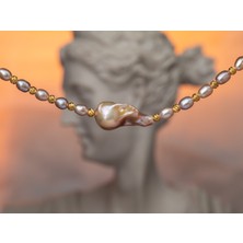 Flechazo Jewelry Doğal Incili Dorika Detaylı Kolye