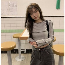 Touz Moda  Y2K Streetwear Ters Dikiş Detaylı Uzun Kollu Gri Crop HBCV000057FZCZ