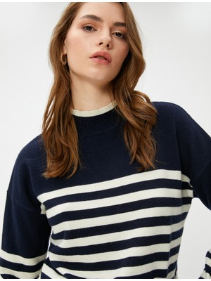 Koton Oversize Triko Kazak Yarım Balıkçı Yaka