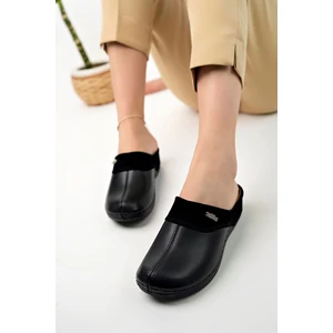 Ortopedik Ped Burnu Kapalı Siyah Terlik