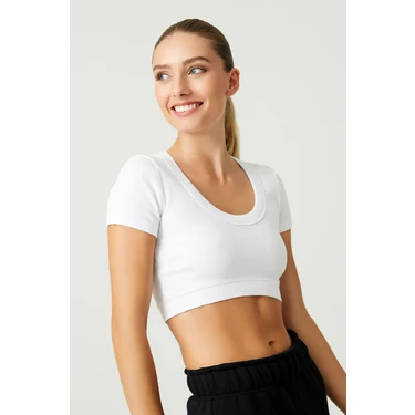 Los Ojos x Melodi Beyaz Pamuklu Fitilli Crop T-Shirt Short