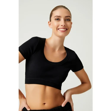 Los Ojos x Melodi Siyah Pamuklu Fitilli Crop T-Shirt Short