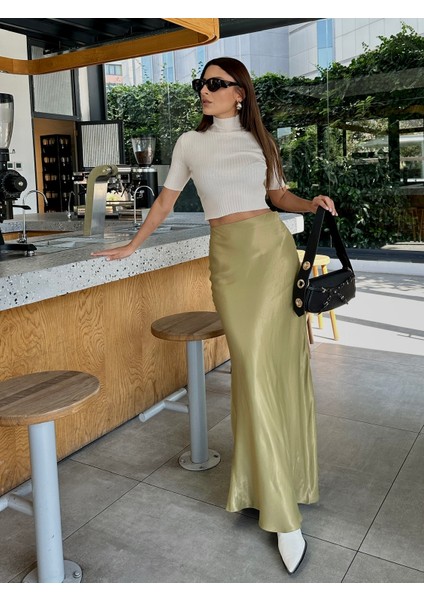Kadın Uzun Saten Etek