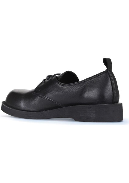 Siyah Deri Kadın Klasik Ayakkabı 01WZ8902 fırsatları
