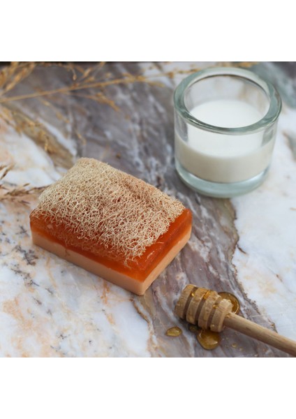 Kabak Lifli Ballı Eşek Sütü Sabunu, Donkey Mülk Soap With Loofah 100 G.