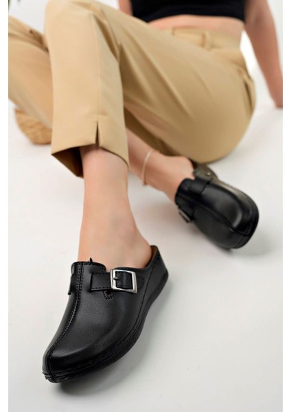 Ortopedik Ped Burnu Kapalı Tokalı Siyah Terlik