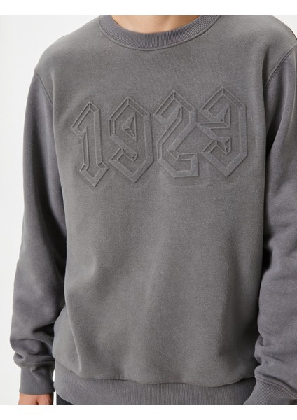 Atatürk İşlemeli Sweatshirt 100. Yıla Özel indirimleri