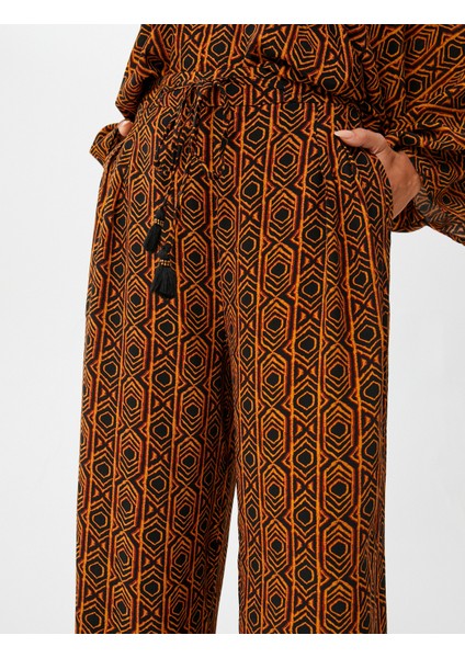 Bol Paça Pantolon Bağcıklı Yüksek Bel Püsküllü indirimleri