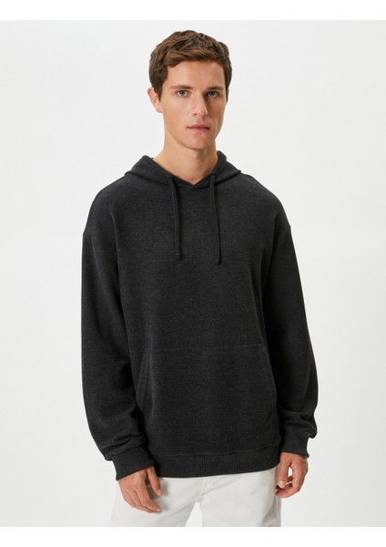 Basic Hoodie Rahat Kesim Uzun Kollu modelleri