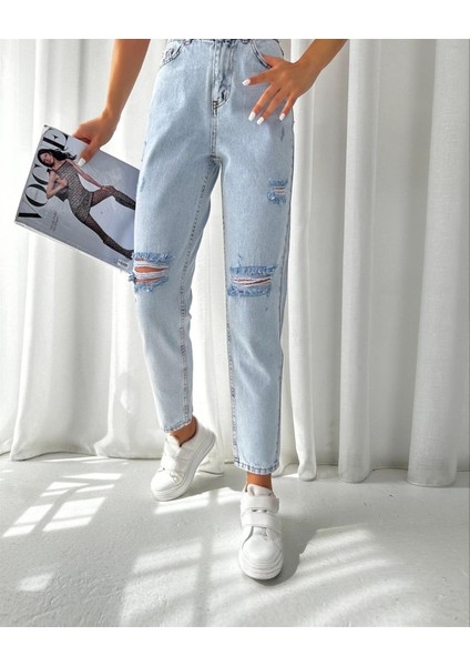 Kadın Dizi Yırtık Kar Yıkıma Mom Kot Pantolon Buz Mavi