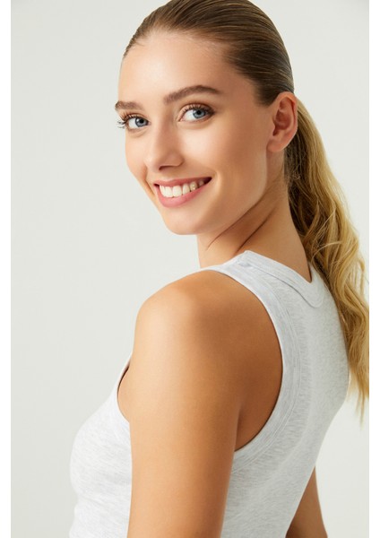 Los Ojos x Melodi Gri Pamuklu Kalın Askılı Crop Top Tank