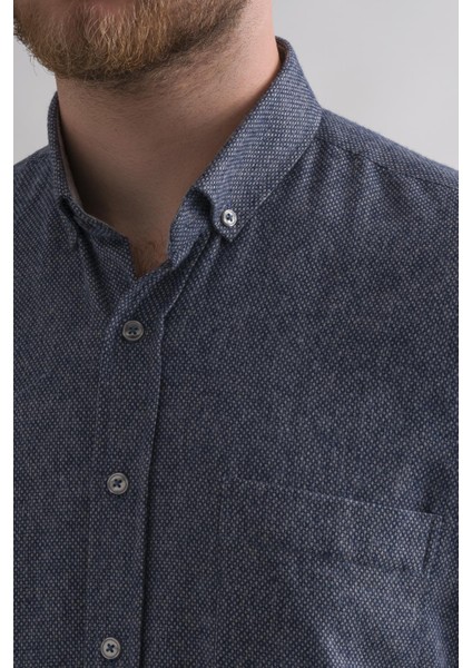 Rahat Kesim Cepli Yaka Düğmeli Armürlü Nokta Desenli Kışlık Kumaş Erkek Gömlek fırsatları